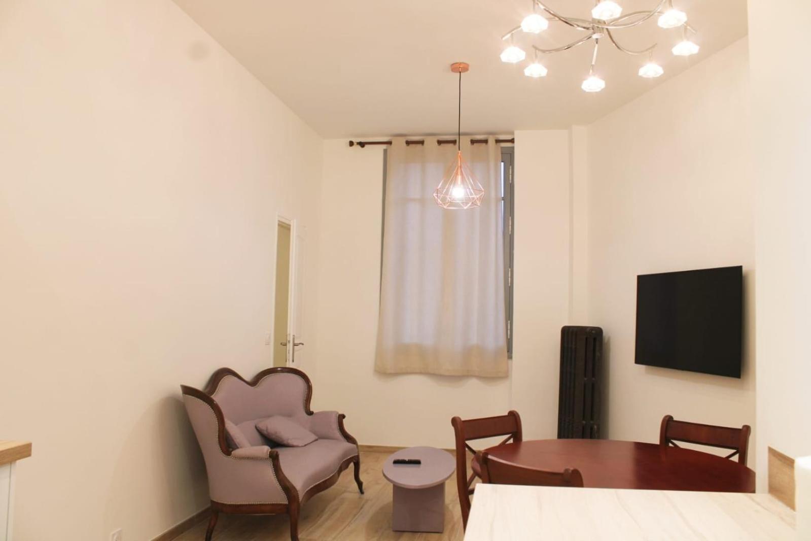 Versailles Direct Royal 4 Pers Apartman Kültér fotó